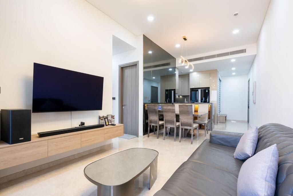 The Rixx Superior Apartment@d1/pool/gym/security Căn hộ