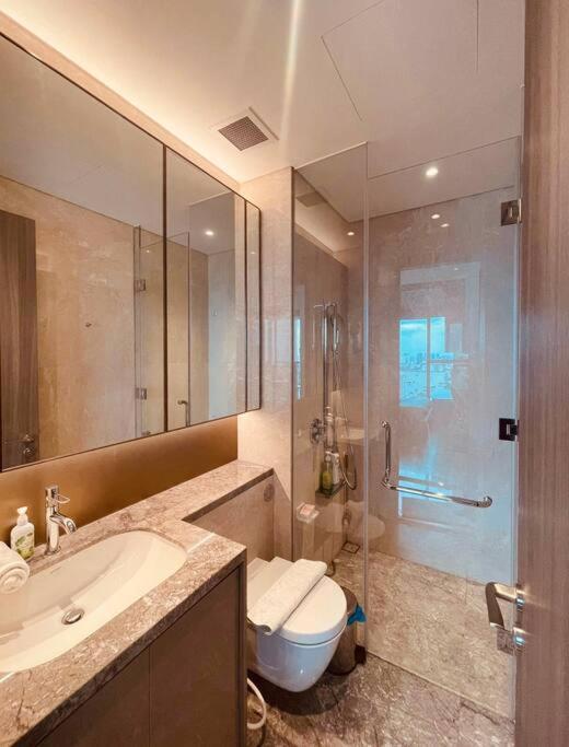 The Rixx Superior Apartment@d1/pool/gym/security * TP. Hồ Chí Minh
